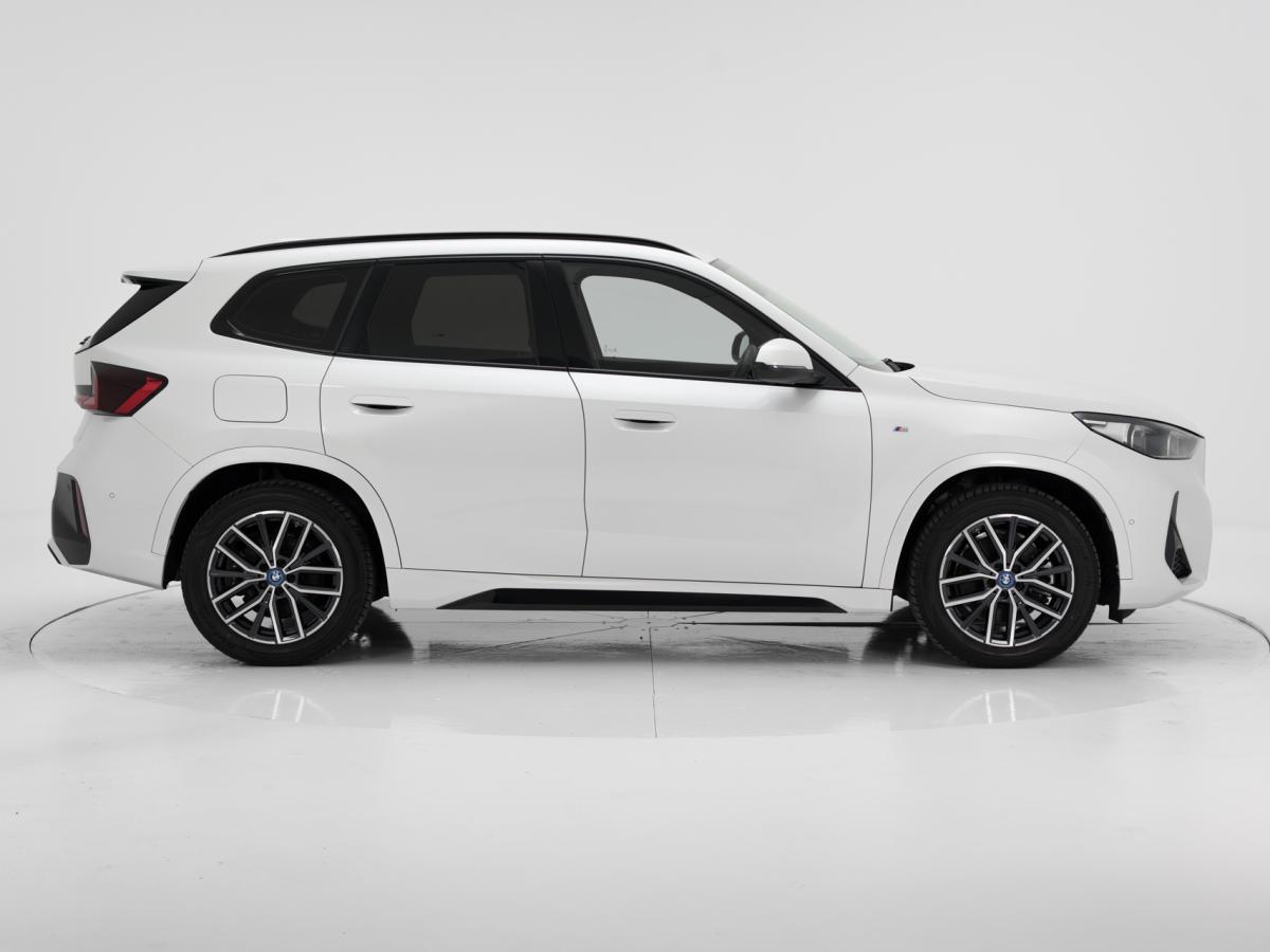 bmw-x1-2024-hibrido-a-gasolina-1499cc