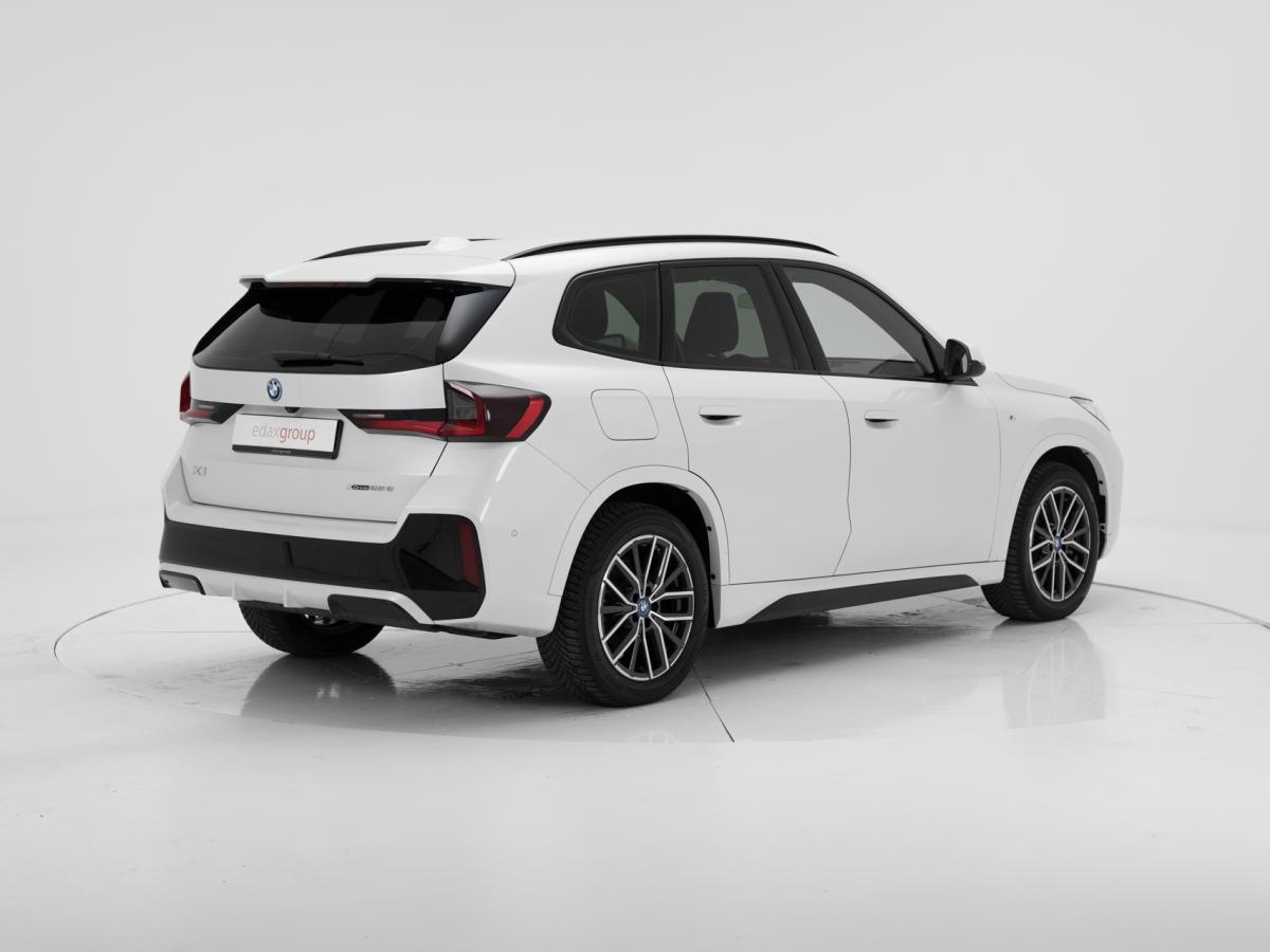 bmw-x1-2024-hibrido-a-gasolina-1499cc