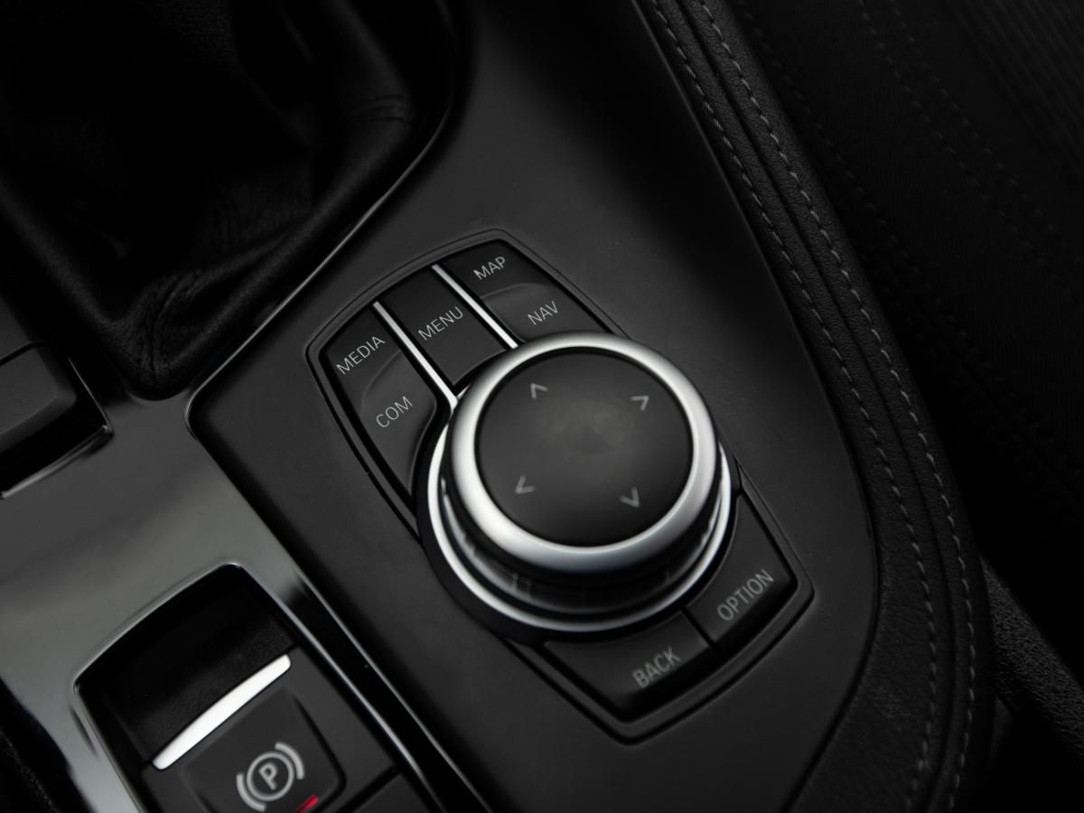 bmw-x2-2021-hibrido-a-gasolina-1499cc