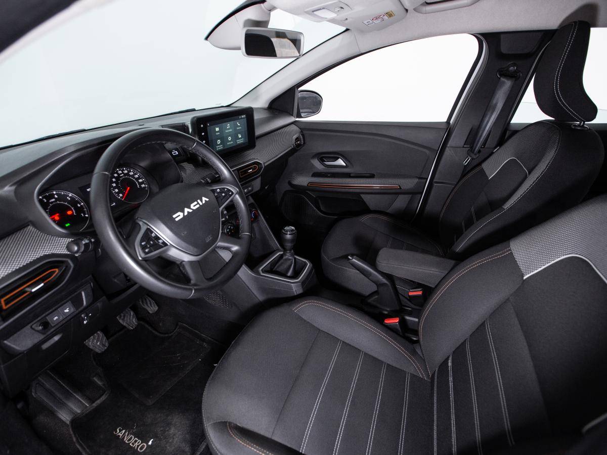 dacia-sandero-2023-gpl-999cc