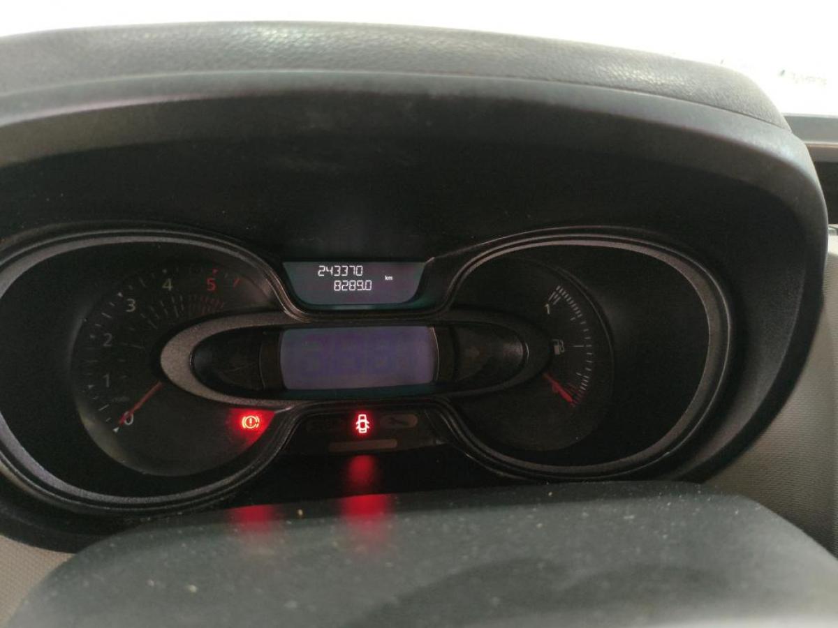 renault-trafic-2017-diesel-1598cc