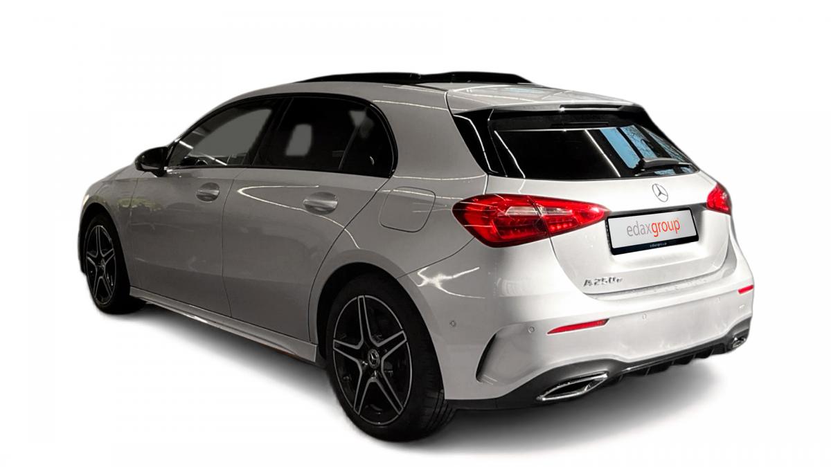 mercedes-benz-classe-a-2022-hibrido-a-gasolina-1332cc