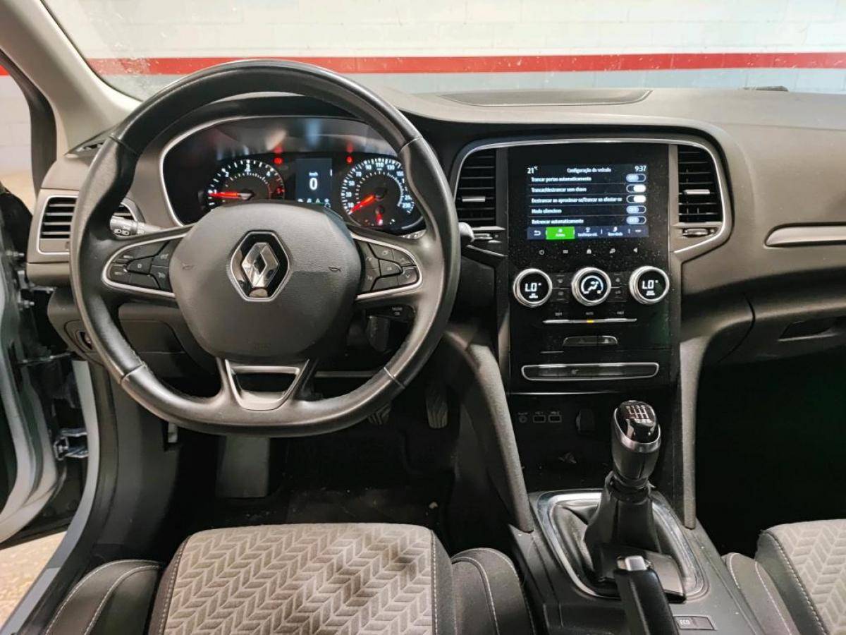 renault-megane-2022-diesel-1461cc