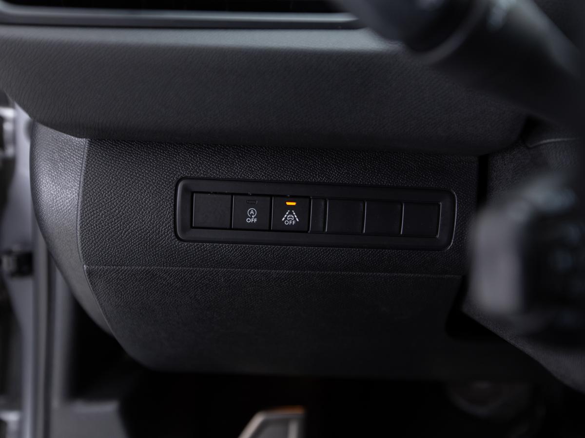 peugeot-308-sw-2019-diesel-1499cc