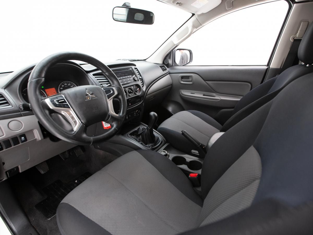 mitsubishi-l200-2019-diesel-2442cc