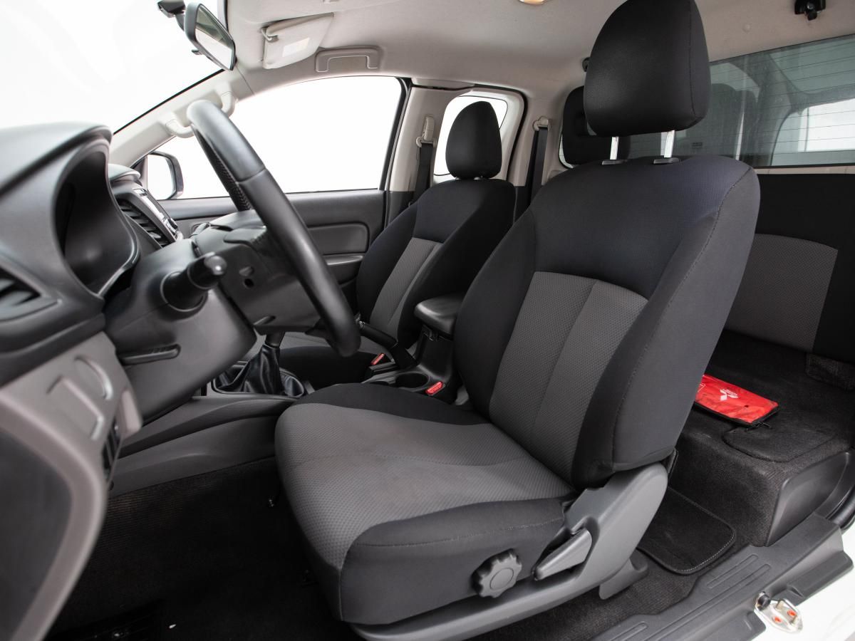 mitsubishi-l200-2019-diesel-2442cc