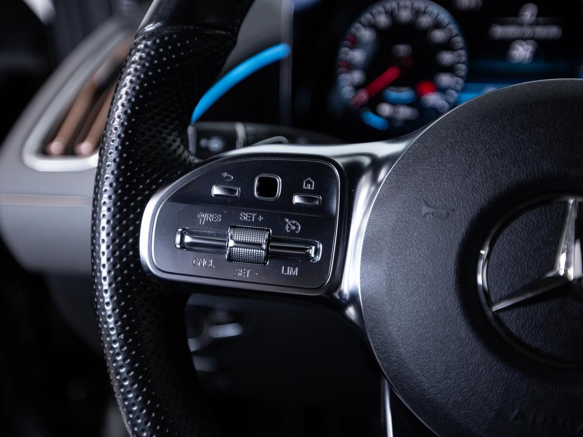mercedes-benz-eqc-2021-eletrico-0cc