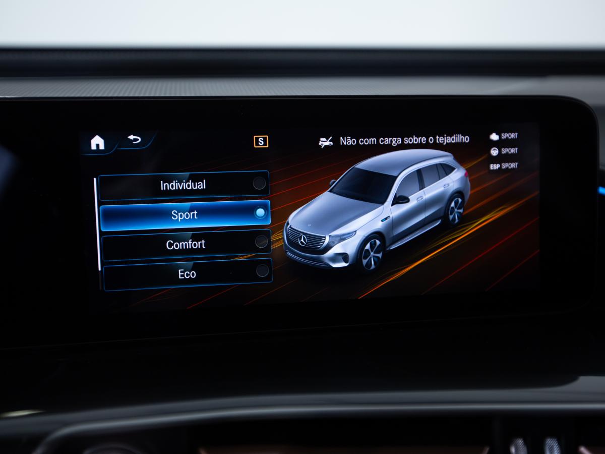 mercedes-benz-eqc-2021-eletrico-0cc