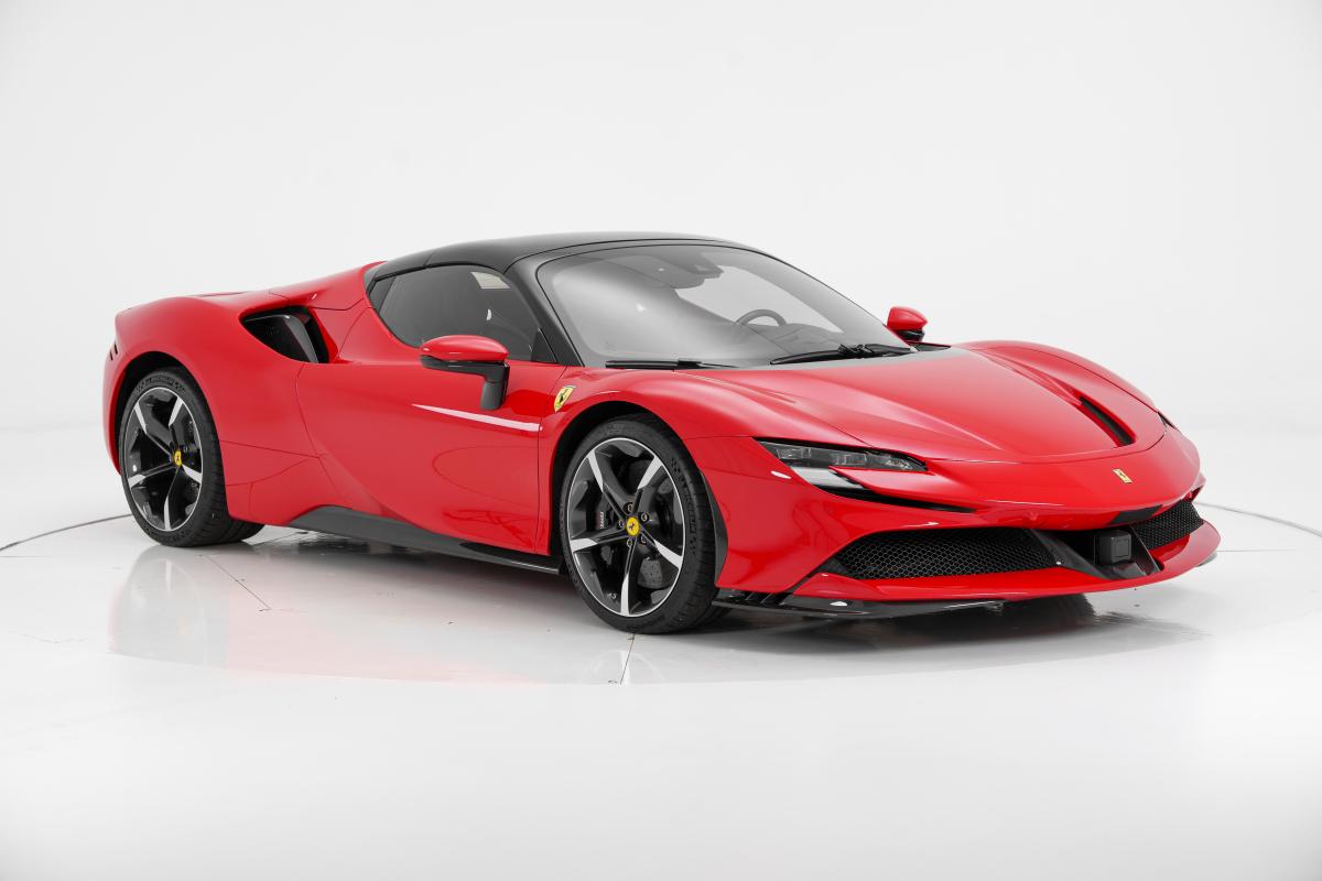 ferrari-sf90-2025-hibrido-a-gasolina-3990cc