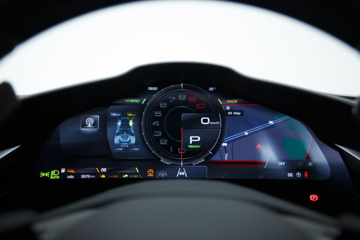 ferrari-sf90-2025-hibrido-a-gasolina-3990cc