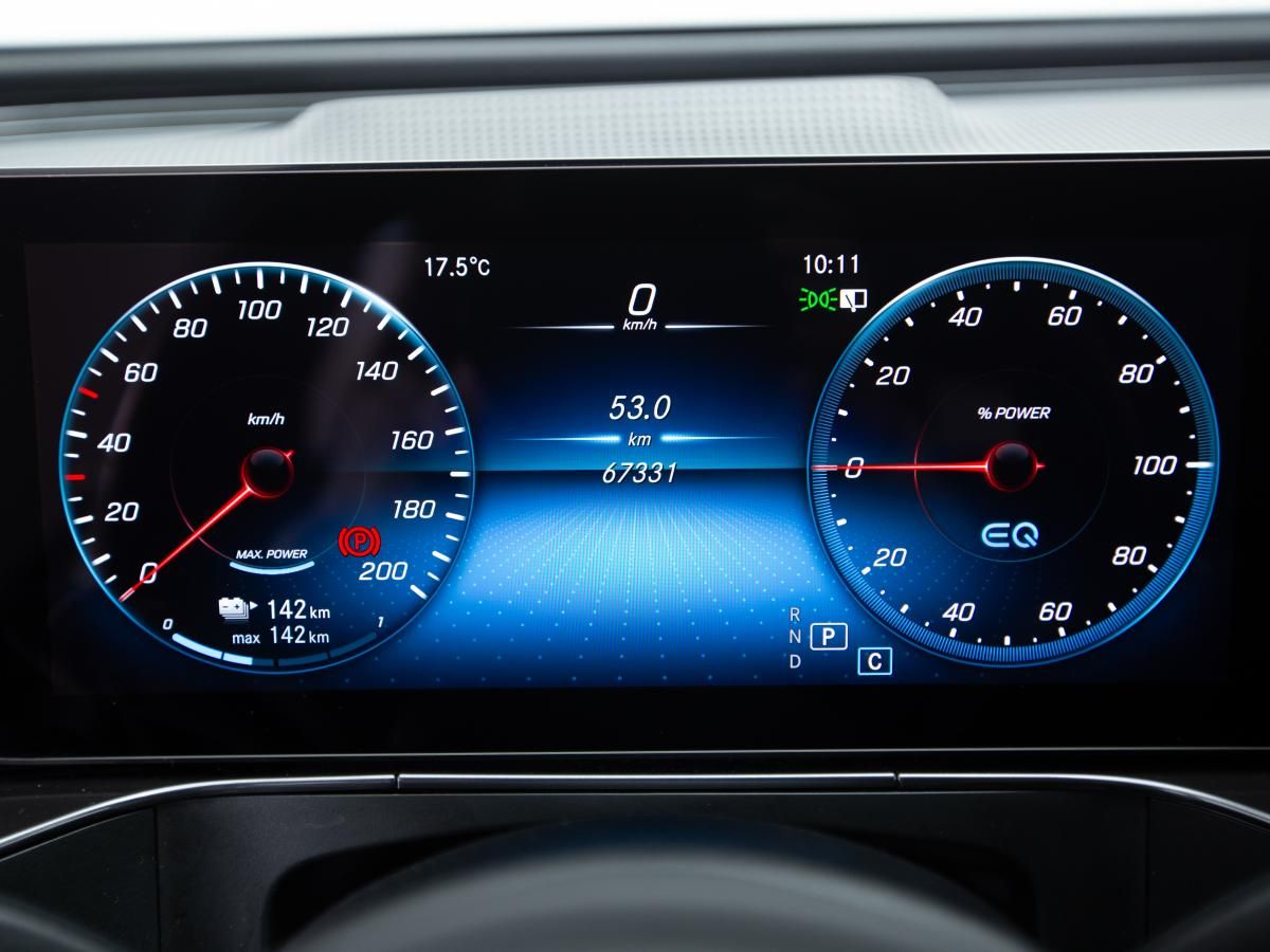 mercedes-benz-eqc-2023-eletrico-0cc