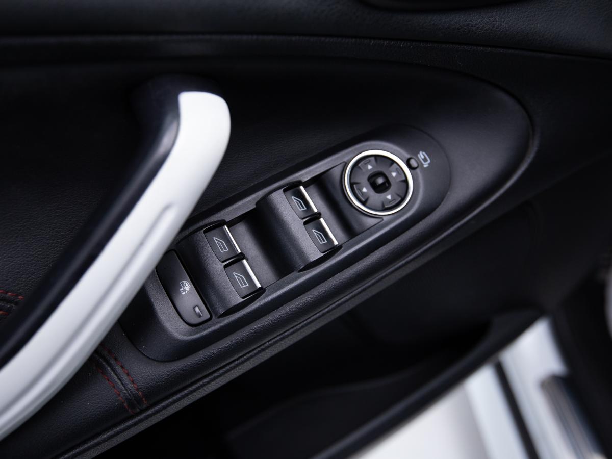 ford-s-max-2011-diesel-1997cc