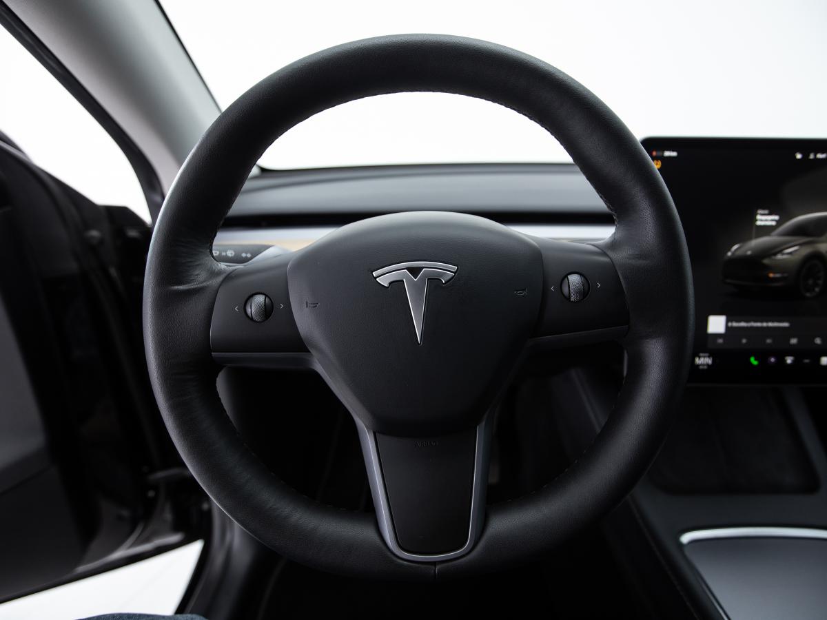 tesla-model-y-2022-eletrico-0cc
