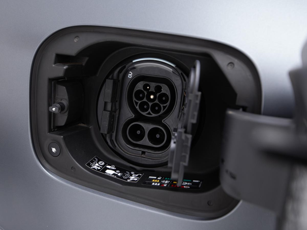 mercedes-benz-eqc-2022-eletrico-0cc