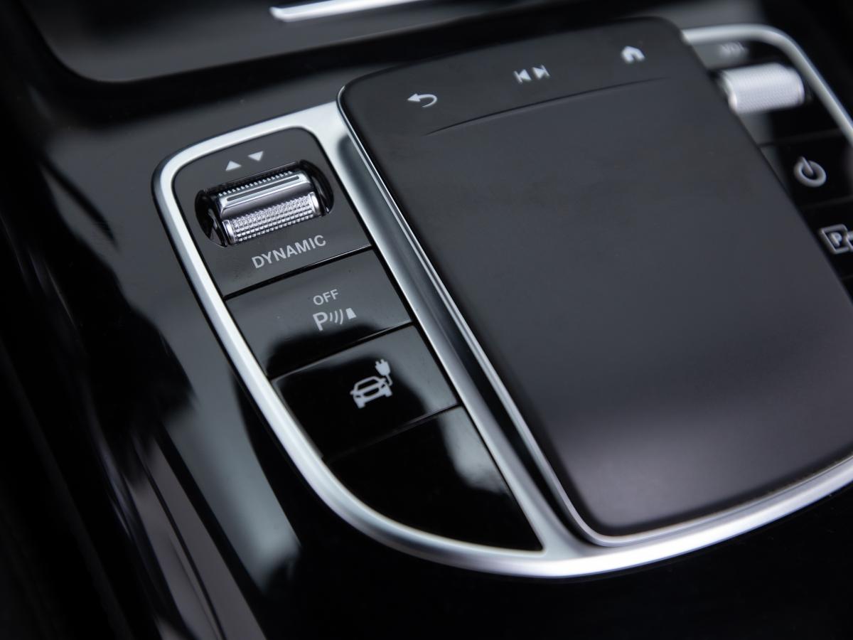 mercedes-benz-eqc-2022-eletrico-0cc