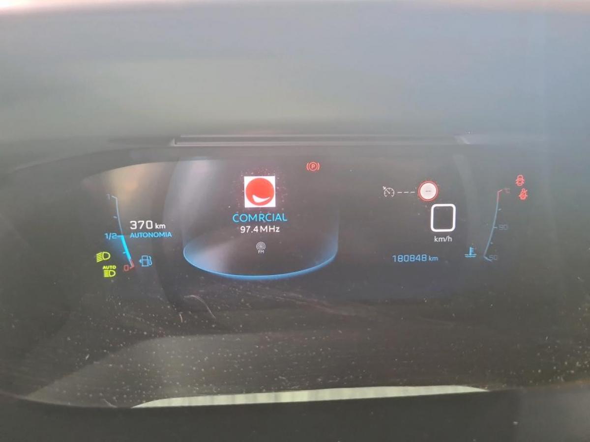 peugeot-208-2022-diesel-1499cc