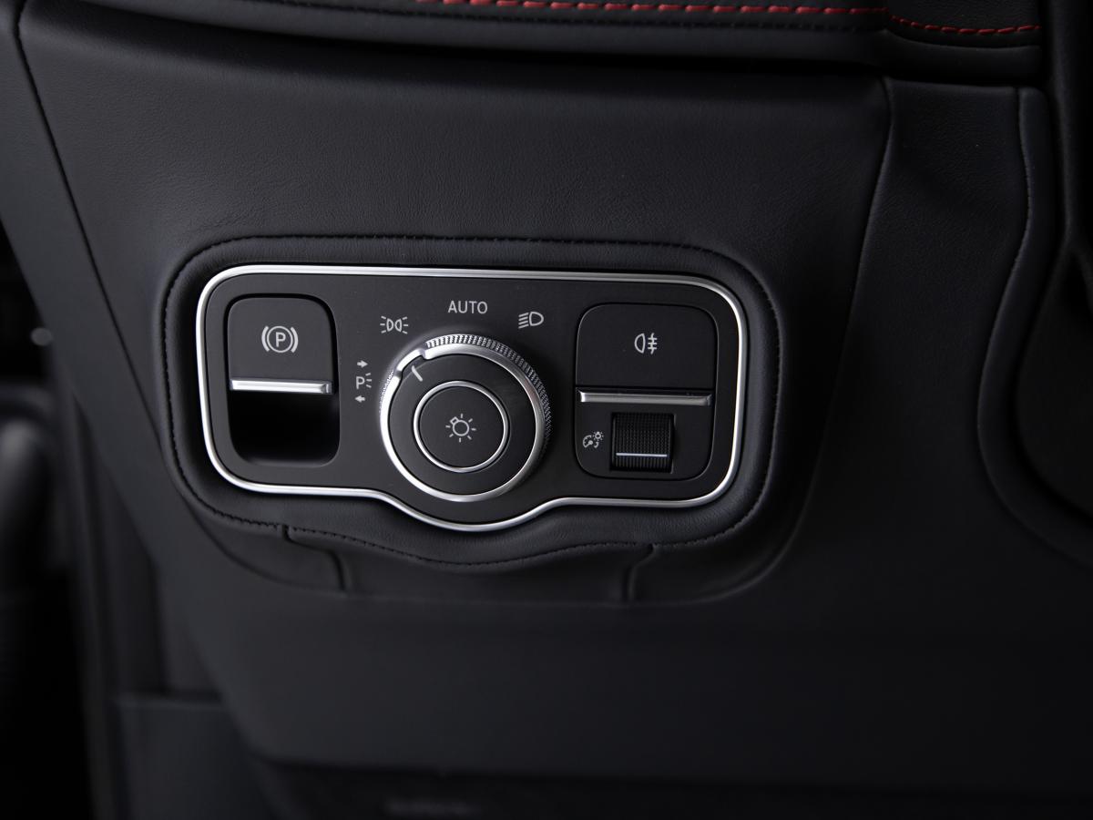 mercedes-benz-classe-g-2026-gasolina-3982cc