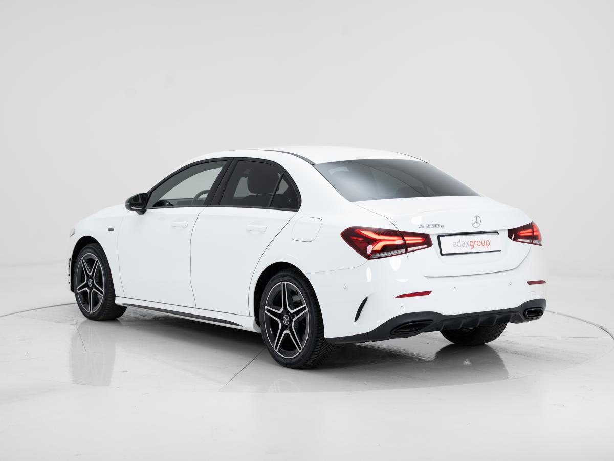 mercedes-benz-classe-a-2020-hibrido-a-gasolina-1332cc