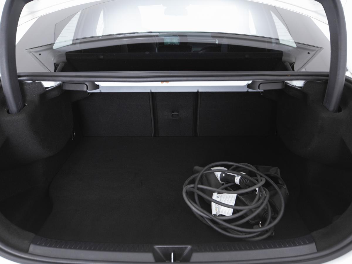 mercedes-benz-classe-a-2020-hibrido-a-gasolina-1332cc
