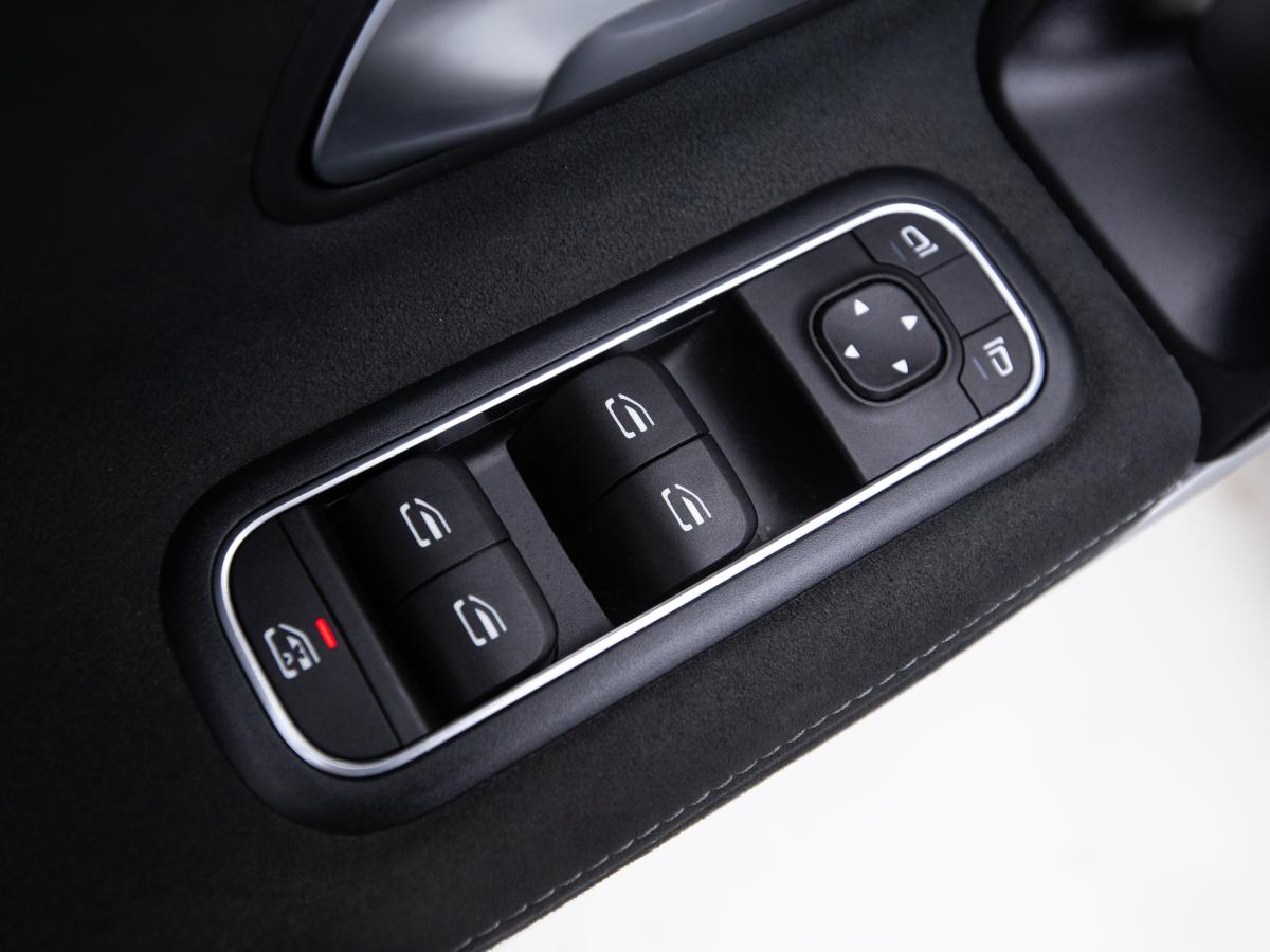 mercedes-benz-classe-a-2020-hibrido-a-gasolina-1332cc