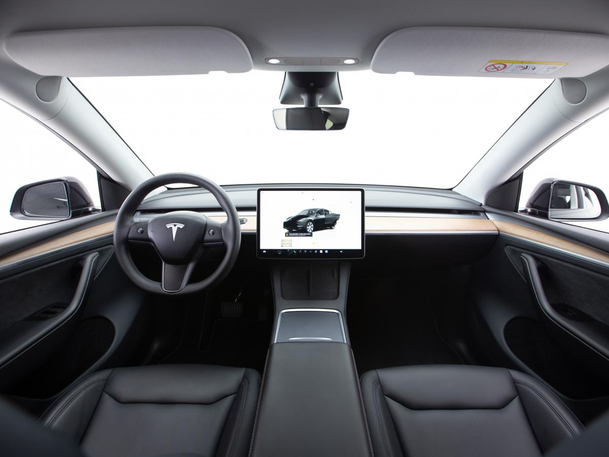 tesla-model-y-2023-eletrico-0cc