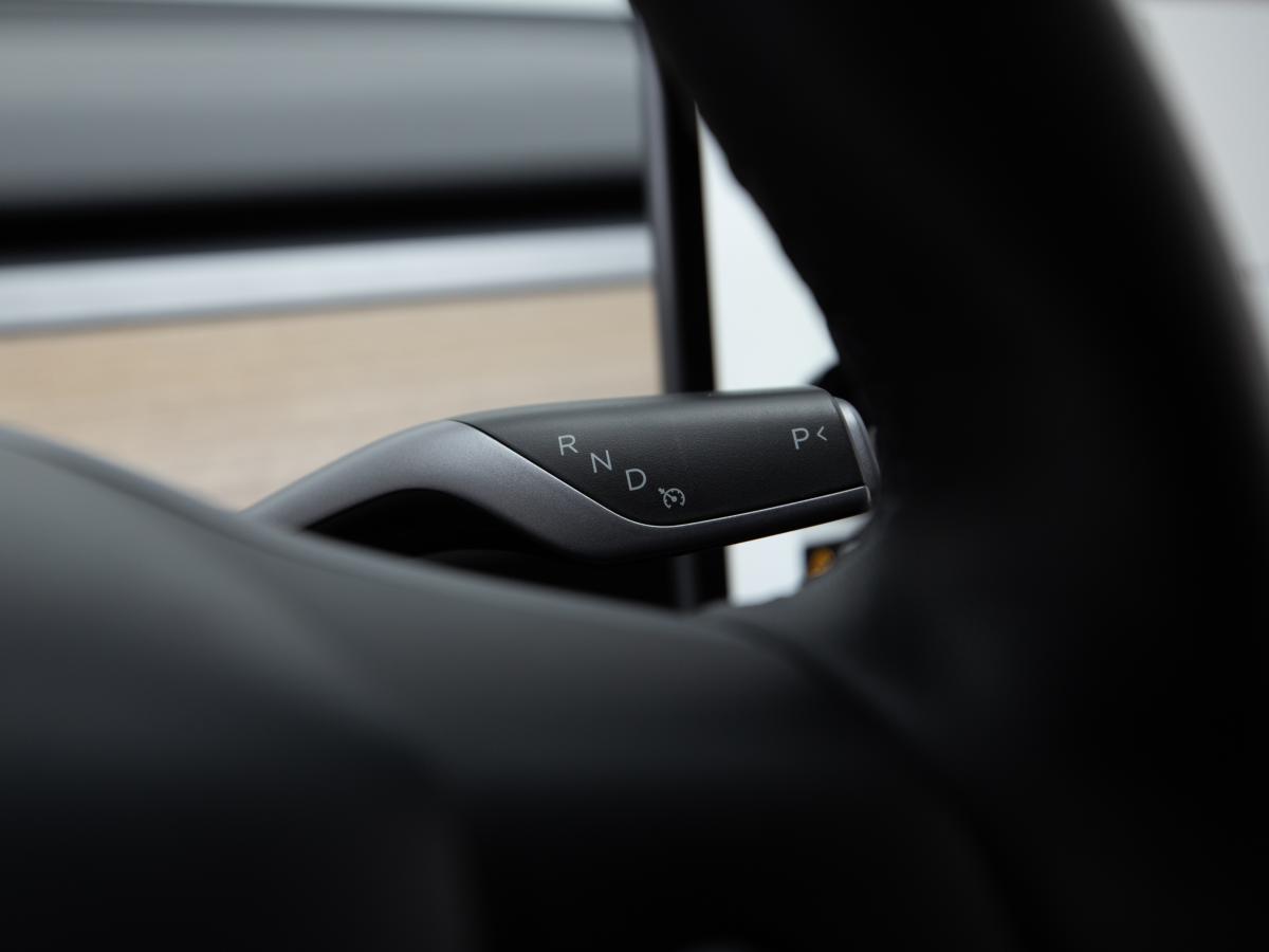 tesla-model-y-2023-eletrico-0cc
