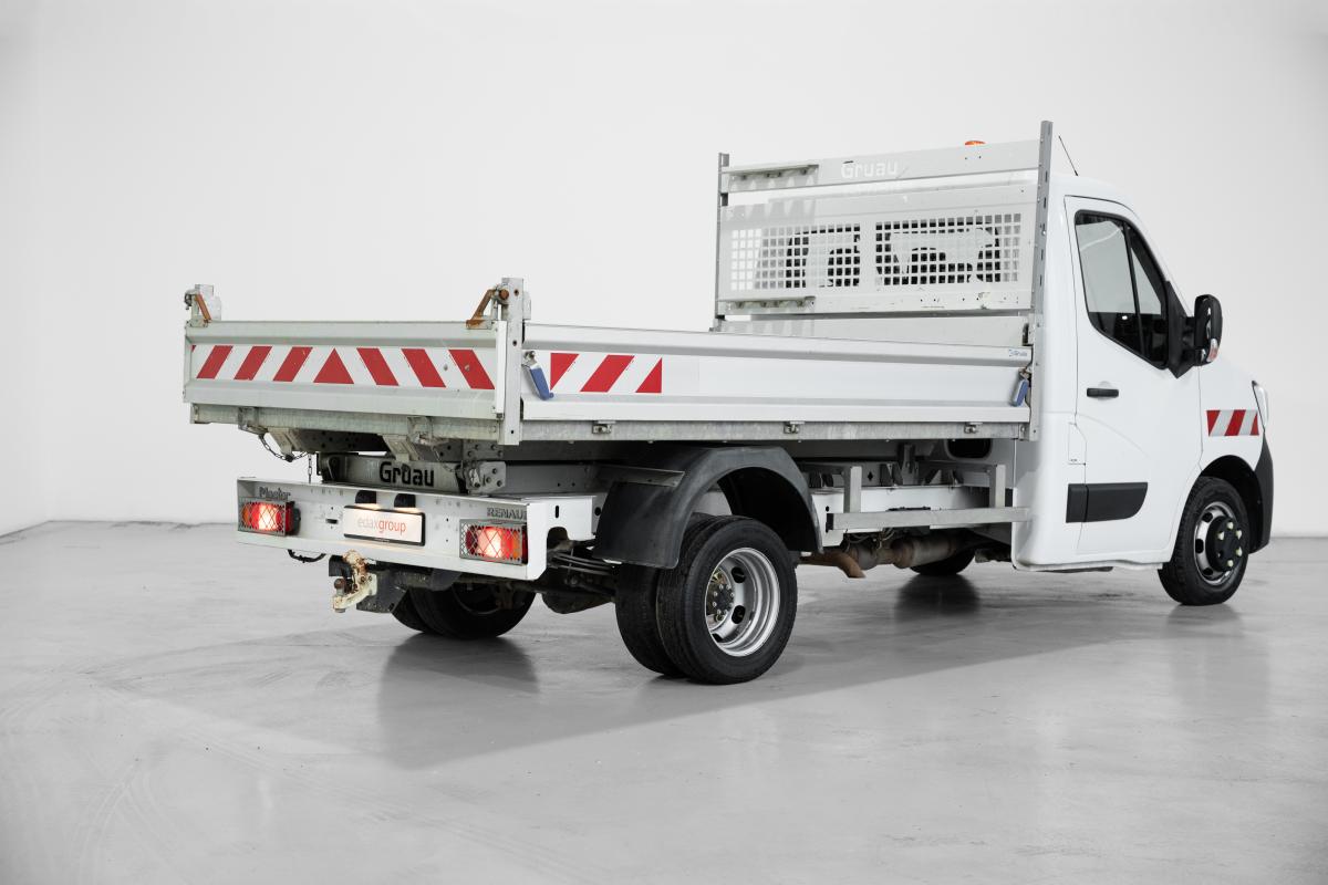 renault-master-2022-diesel-2300cc
