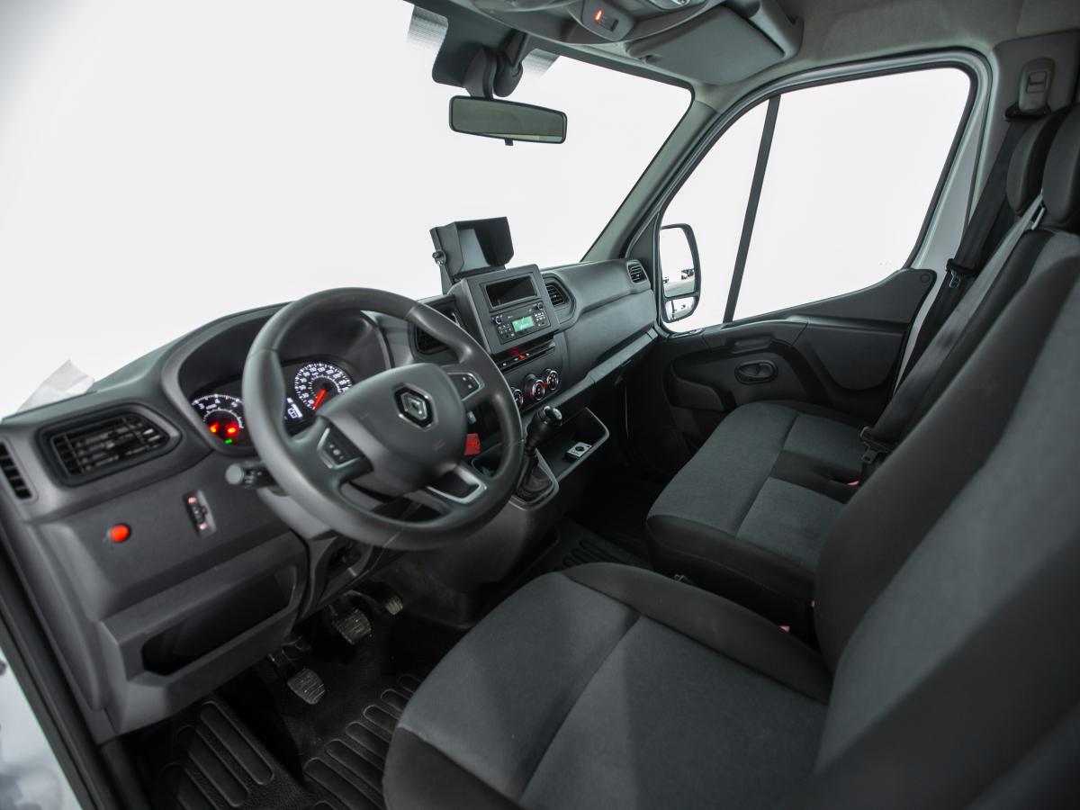 renault-master-2022-diesel-2300cc