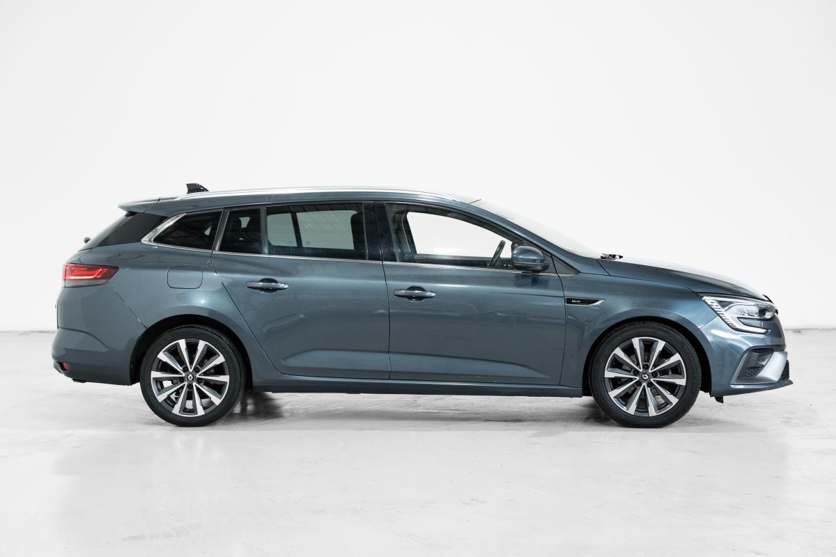 renault-megane-sport-tourer-2022-diesel-1461cc