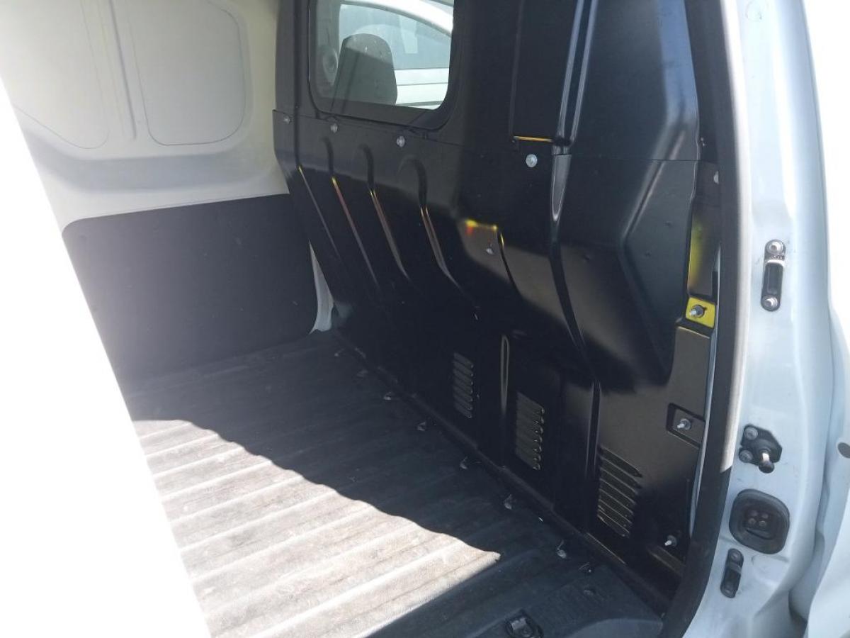 renault-express-2023-diesel-1461cc