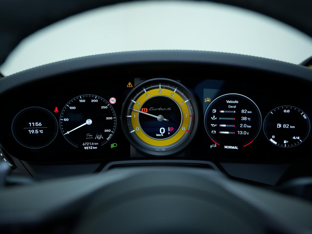porsche-992-2022-gasolina-3745cc
