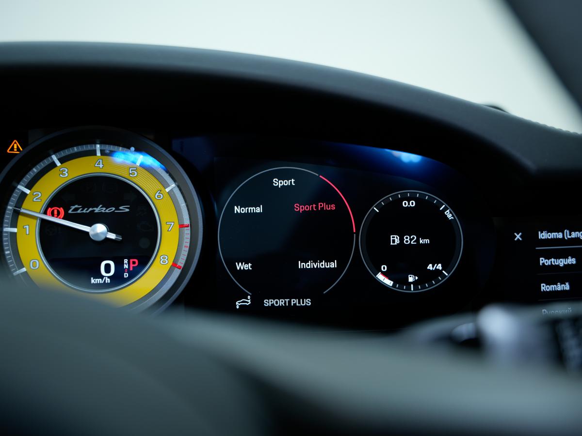 porsche-992-2022-gasolina-3745cc