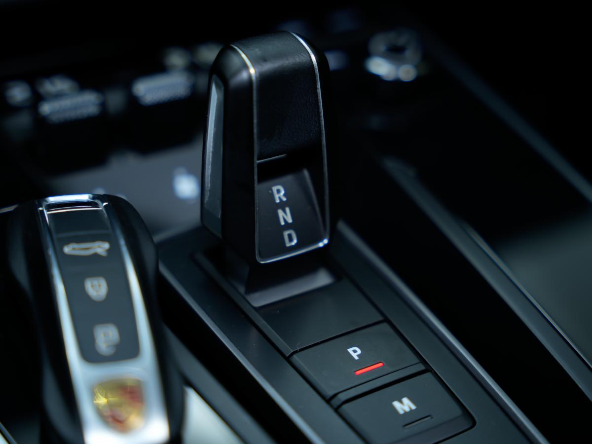 porsche-992-2022-gasolina-3745cc