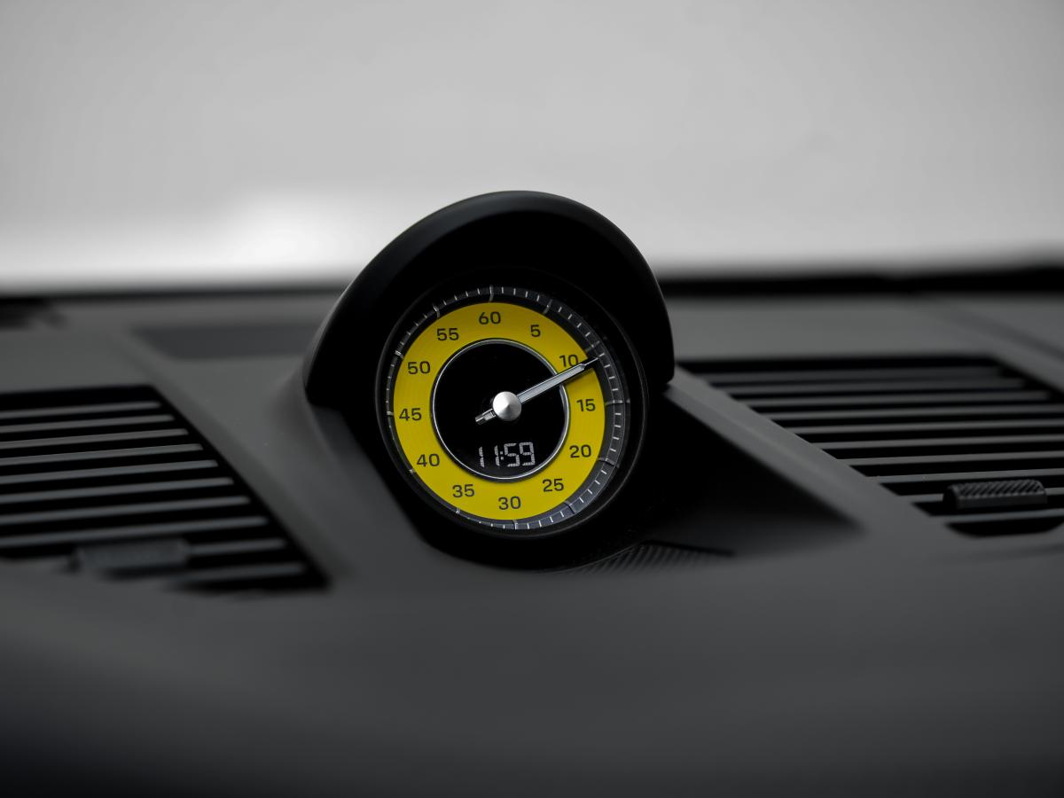 porsche-992-2022-gasolina-3745cc