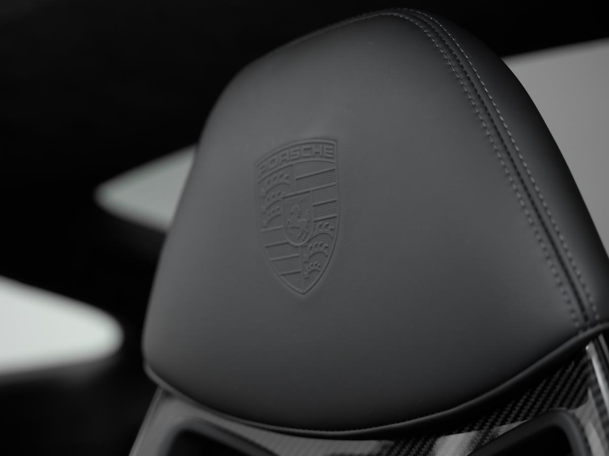 porsche-992-2022-gasolina-3745cc