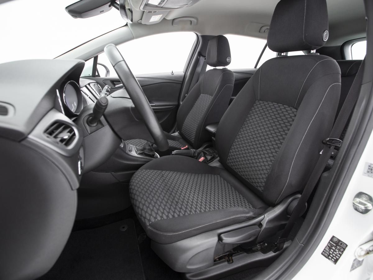 opel-astra-sport-tourer-2020-diesel-1496cc