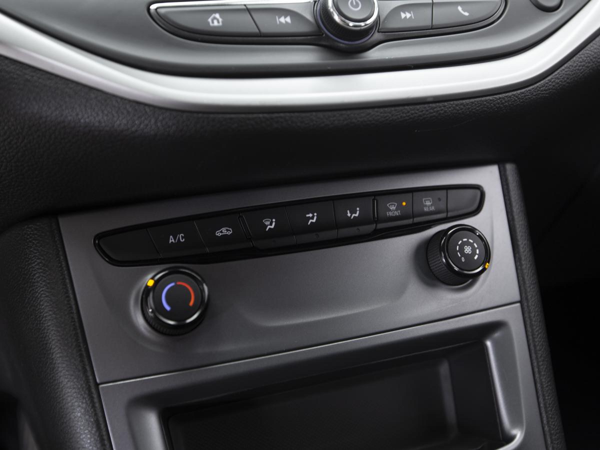 opel-astra-sport-tourer-2020-diesel-1496cc