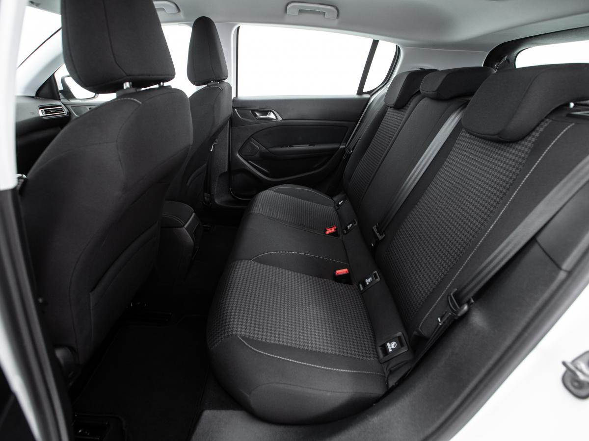 peugeot-308-2019-diesel-1499cc