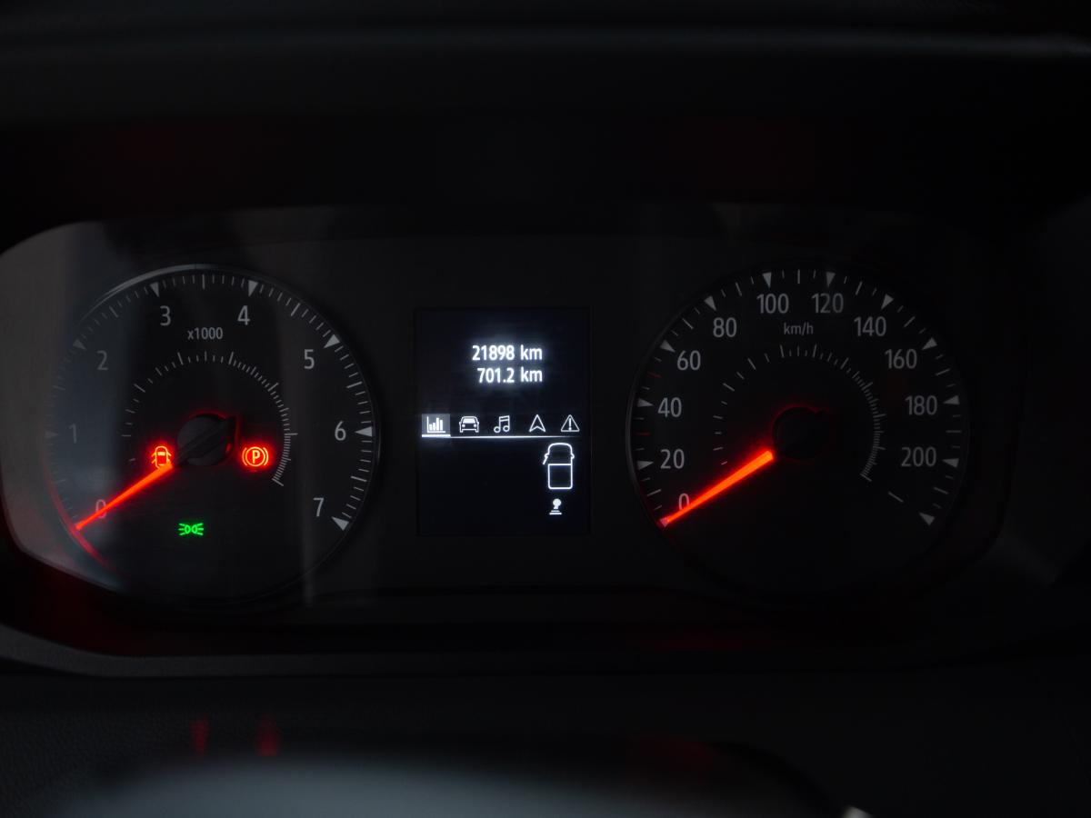 renault-master-2025-diesel-2299cc
