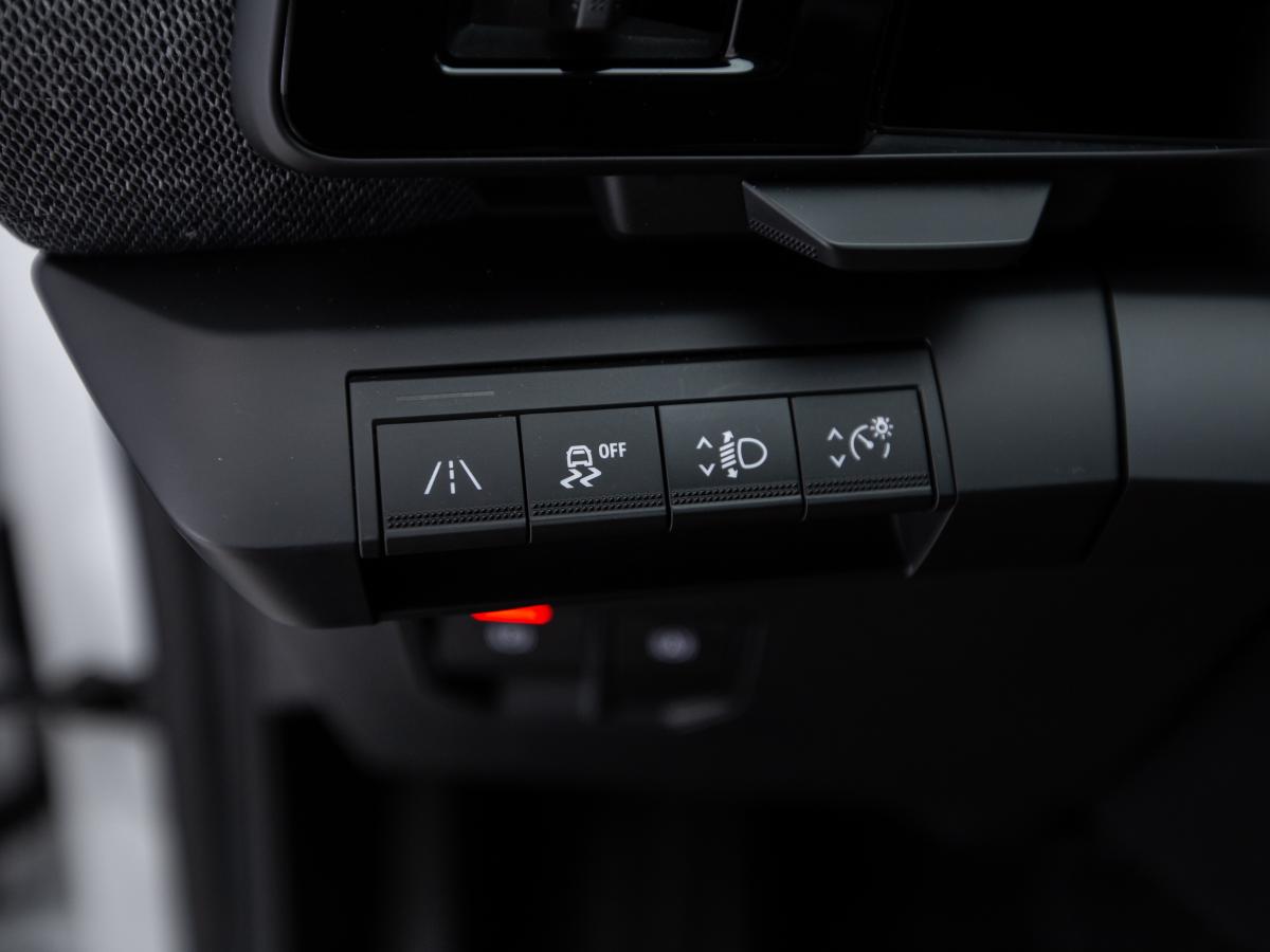 renault-megane-e-tech-2022-eletrico-0cc