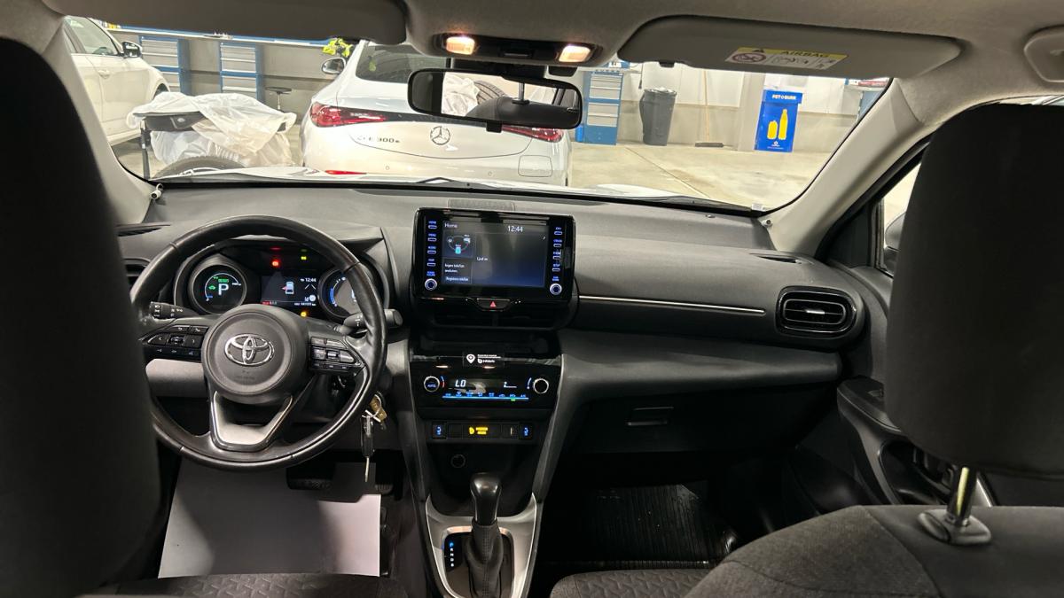 toyota-yaris-cross-2023-hibrido-a-gasolina-1490cc