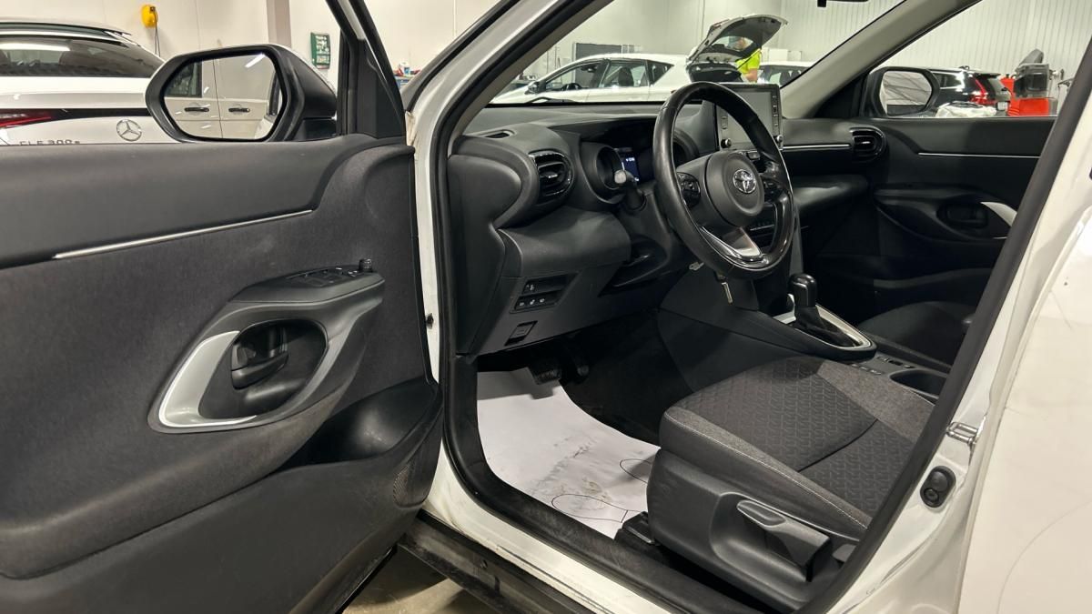 toyota-yaris-cross-2023-hibrido-a-gasolina-1490cc