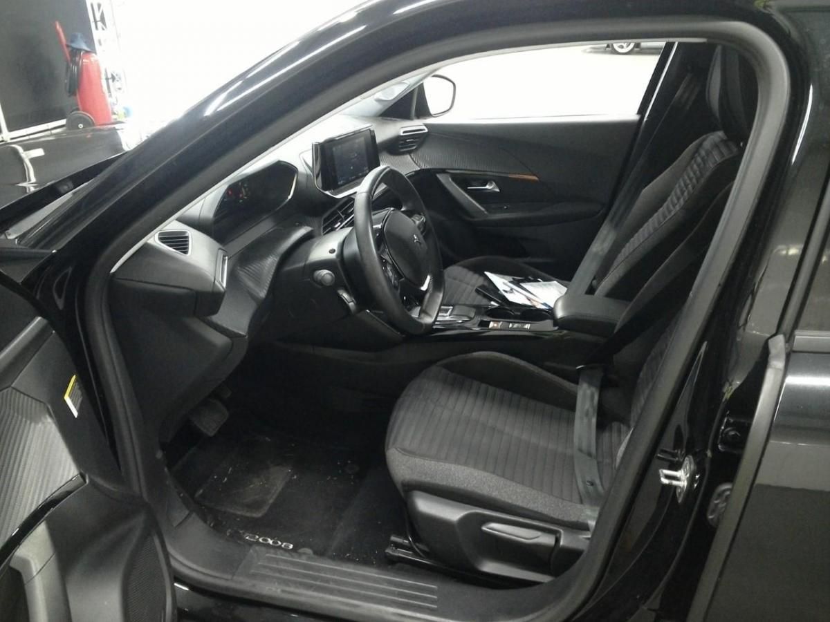 peugeot-e-2008-2022-eletrico-0cc