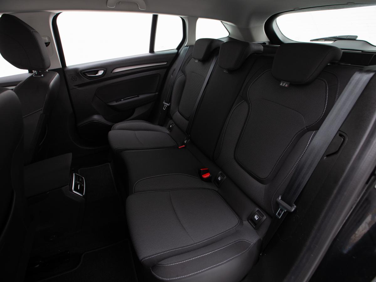 renault-megane-sport-tourer-2024-diesel-1461cc