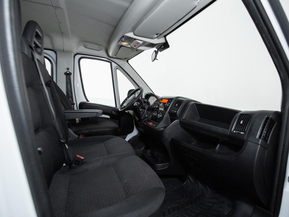 peugeot-boxer-2022-diesel-2179cc