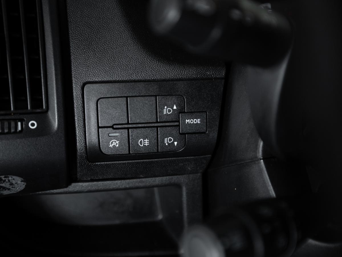 peugeot-boxer-2022-diesel-2179cc