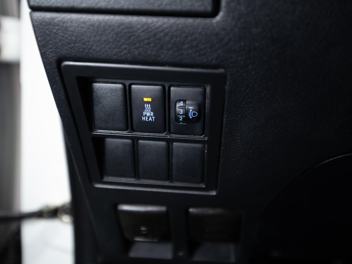 toyota-hilux-2019-diesel-2393cc