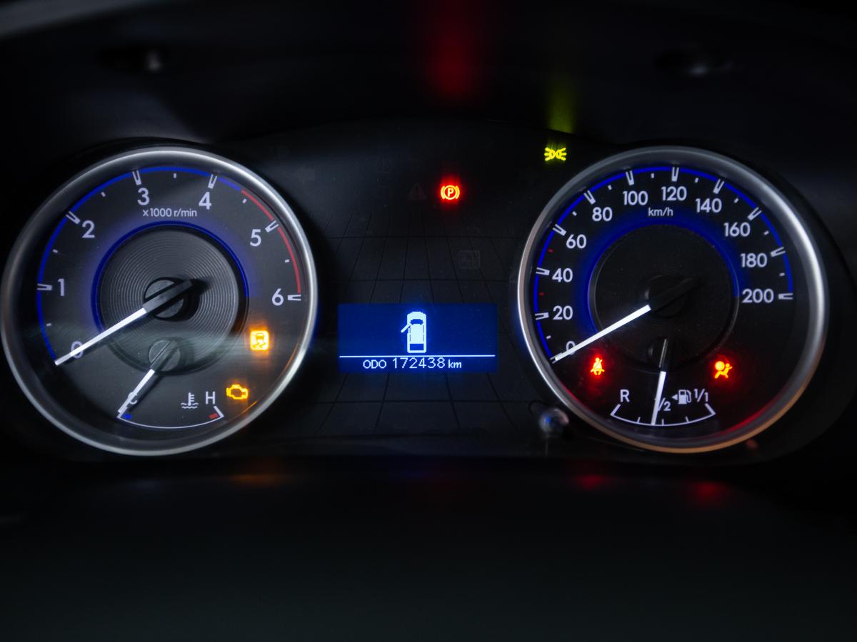 toyota-hilux-2019-diesel-2393cc