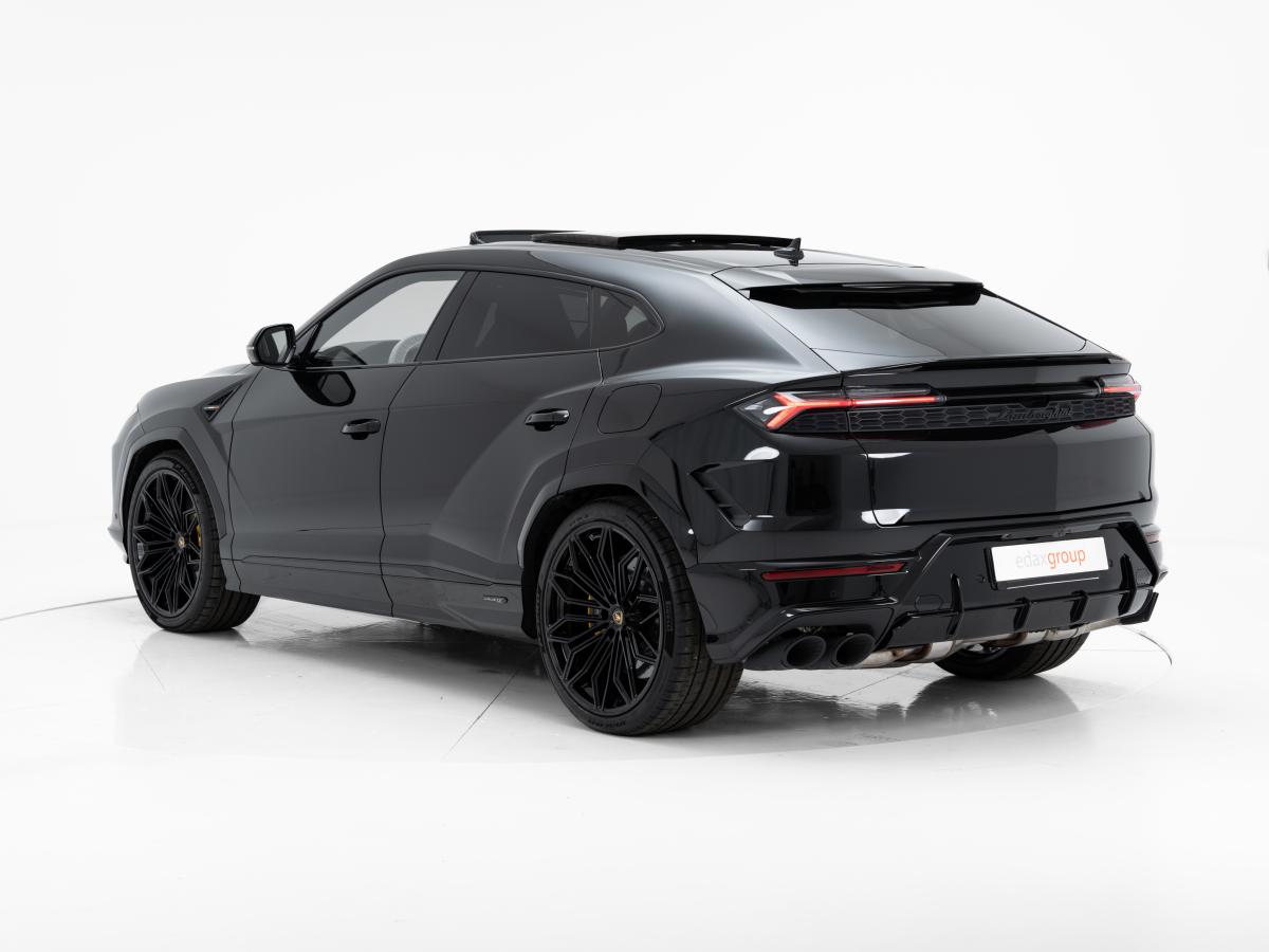 lamborghini-urus-2026-hibrido-a-gasolina-3996cc