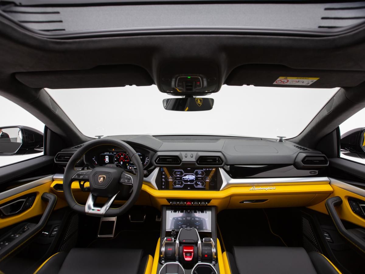 lamborghini-urus-2026-hibrido-a-gasolina-3996cc
